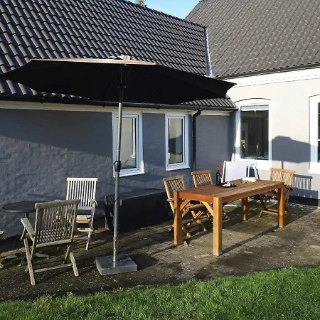8 Person Holiday In Tranek R * Tranekaer